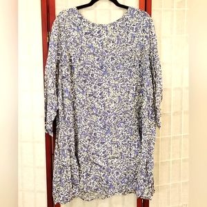 Paisley Dress with Button Closure at Back Neck. Above the Knee Length. Size XXL